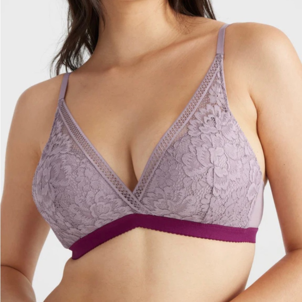 Sz~XXL Deep V Moderately Padded Lace Bralette in Lilac & Wine (sz chart in pics)